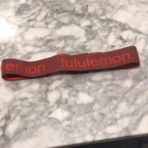 Red lululemon sweatband. NO FLAWS!
